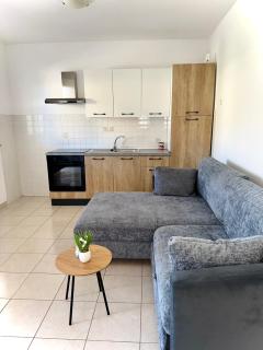 Apartments Elvira - Drage - 5