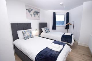 Midland Apartment I 1-min walk to town centre & station I 8-mins to airport I private balcony - Luton - 8