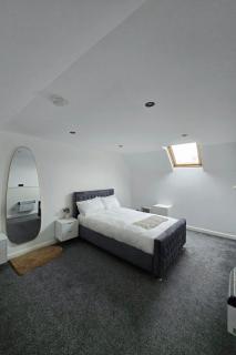 Stylish Mezzanine Birmingham City Centre - Birmingham - 7