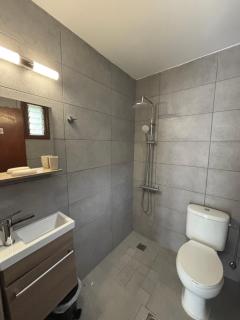 Scirocco Rooms - Loutro - 1