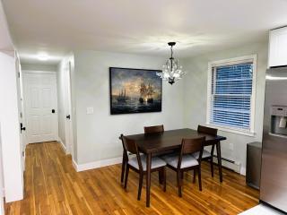 Newly Renovated 4 Bedroom House - Enfield - 6