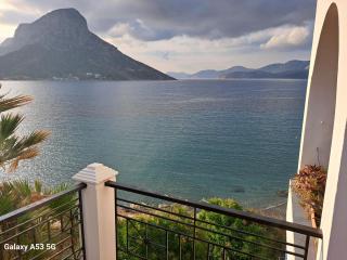 Aegean Villa-On beach apartment! Ideal choice! - 1