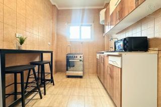 1BR Studio Apartment with Coffee and Extra Beds - 3