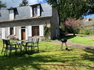 Charmant appartement jardin/parking privé 4 personnes - La Bourboule - 9