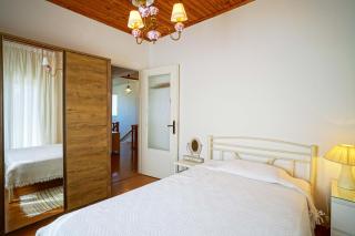 Makyneia Garden House - - 3