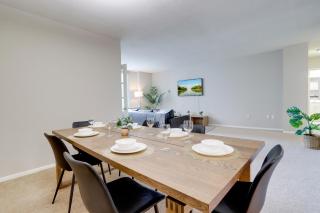 Business Ready Comfort Apt Near DC - Arlington - 9