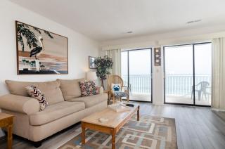Brennans on the Shore by Bryant Real Estate - Kure Beach - 6