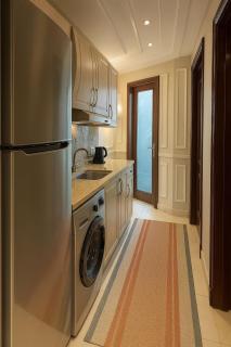 Warmth, Comfort, and Sea Views Porto Said Stay - `Ezbet Shalabi el-Rûdi - 5