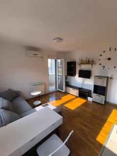 Apartment for a day, Zemun - Belgrado - 0