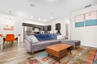 Beautiful Home, Walk to UF, Newly built - Gainesville - 5