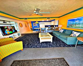 16th Floor 1 BR Resort Condo Direct Oceanfront Wyndham Ocean Walk Resort Daytona Beach 1606 - Daytona Beach - 5