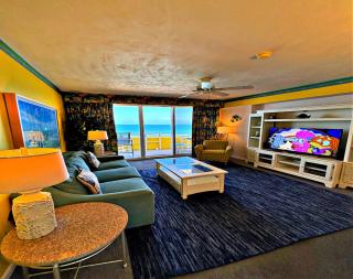 16th Floor 1 BR Resort Condo Direct Oceanfront Wyndham Ocean Walk Resort Daytona Beach 1606 - Daytona Beach - 0