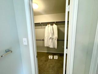 The House - Rosenberg - 1