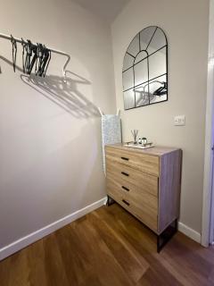 Luxury Apartment in Bolton Town - Bolton - 4