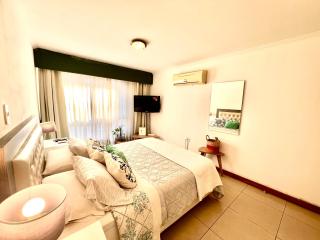 Mendoza Suites 10 Queen room -Parking disponible a pedido- - 2