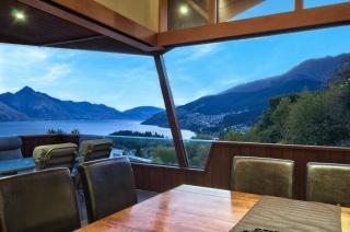 Luxurious Living On The Hill - Queenstown - 5