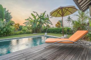 Villa Pima, Sumptuous 2BR Private Villa surrounded by Rice fields in a quiet Area - Canggu - 9