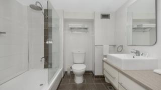 Studio 202 - Prime Location - North Ward - 4