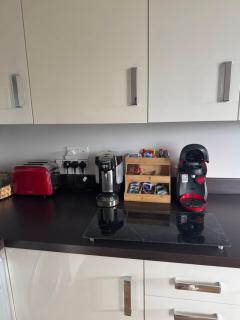 Beautiful 2 bedroom apartment in lawley village - Lawley Bank - 6