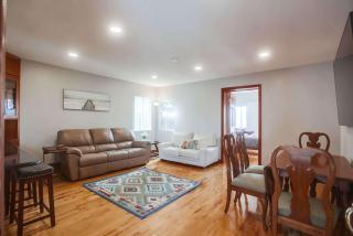 Rooftop patio ocean views surf break steps away - 3