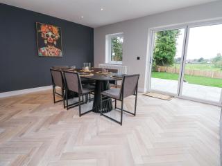 Ty Blodau - Prestatyn - 4