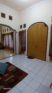 Rumah Syariah 4BR 150Mbps WiFi Bersih Lengkap Luas Nyaman - Batu Hampar - 4