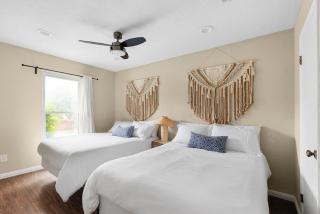 Walk to BartonSwim, Eat at SoCO Sleeps 8 - Austin - 8