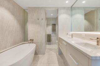 Miles at Kirra Beach Unit 409 - Gold Coast - 5