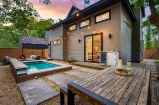 Private Pool Firepit Patio Steps to East Austin Dining Music Art Murals - Austin - 0