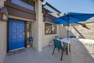 Los Pueblos Joy Koi Pond, firepit and more - Palm Springs - 3