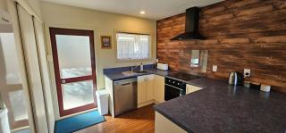 Cozy, Private Central Location - Hanmer Springs - 4