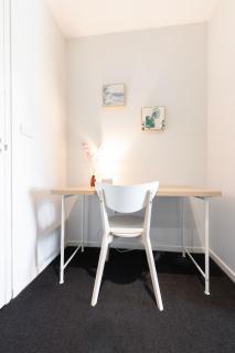 Stunning River Views - Cozy Apartment w Parking - Melbourne - 0