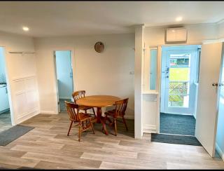 Giggly Nest - New Plymouth - 1