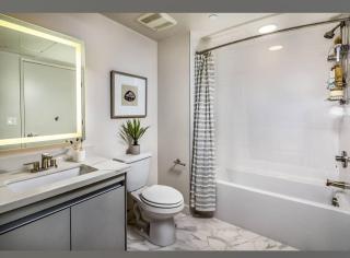 Prime Santa Monica Location Near Beach, Venice and Local Hotspots - Los Angeles - 2