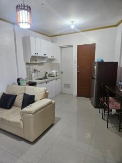 Mel's Place U4 Batangas Vista De Oro 2BR House w TV Netfilx w Free Parking, Free WIFI 4 Guests - Città di Batangas - 7
