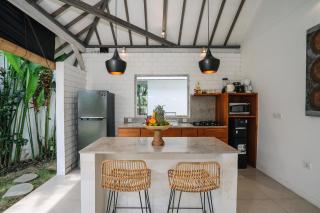 Villa Pima, Sumptuous 2BR Private Villa surrounded by Rice fields in a quiet Area - Canggu - 5