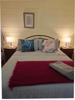 J & Ella's Holiday House - 2 Bedroom, 2 Bathroom Home - Cooktown - 9