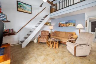 Ocean view with Loft - Kailua-Kona - 3