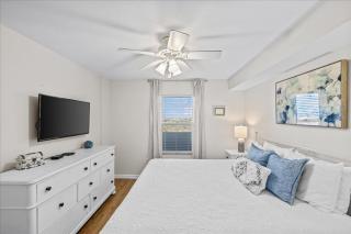 Pelican Beach Resort 809 - Destin - 1