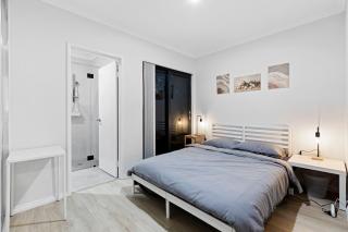 Professional Corporate & Long-Stay Rooms-Near Curtin University-Quiet Professional Perth Location - 9