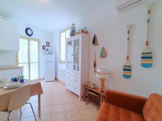 Apartment in Luino near Lake Maggiore - Luino - 2