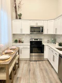 Central 2BR Near Yale WiFi, Parking with Washer and Dryer - New Haven - 9
