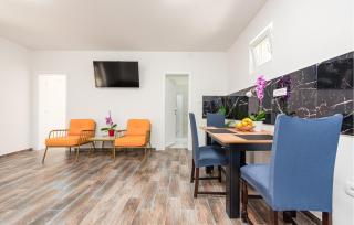 Nice Home In Seline With Wifi - 8