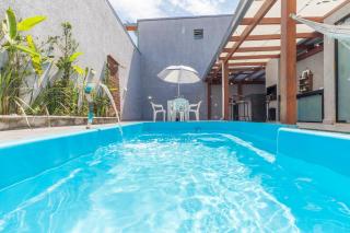 Casa com Piscina Aquecida a apenas 700m da Praia em Matinhos - Casa de Praia Brisa Mar - Acomoda até 8 pessoas - Matinhos - 0