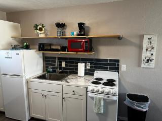 1 Bedroom Wbalcony Near Unm, Nob Hill Downtown - Albuquerque - 6