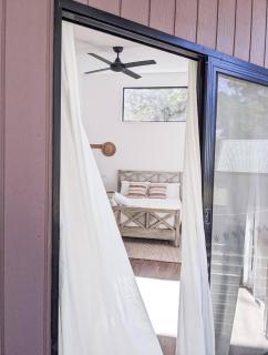 FernGully Escape | South Durras | 4 bed 3 bath - 8