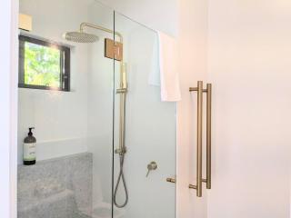 FernGully Escape | South Durras | 4 bed 3 bath - 6