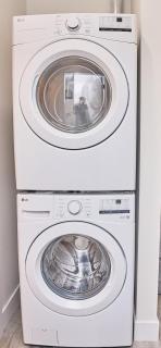 Brand-new three bedroom guest suite in the desirable neighbourhood - 4