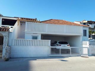 Holiday Home Vilson - Rogoznica - 0