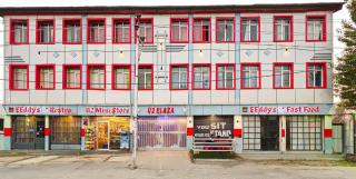 Hotel u2 plaza - - 9